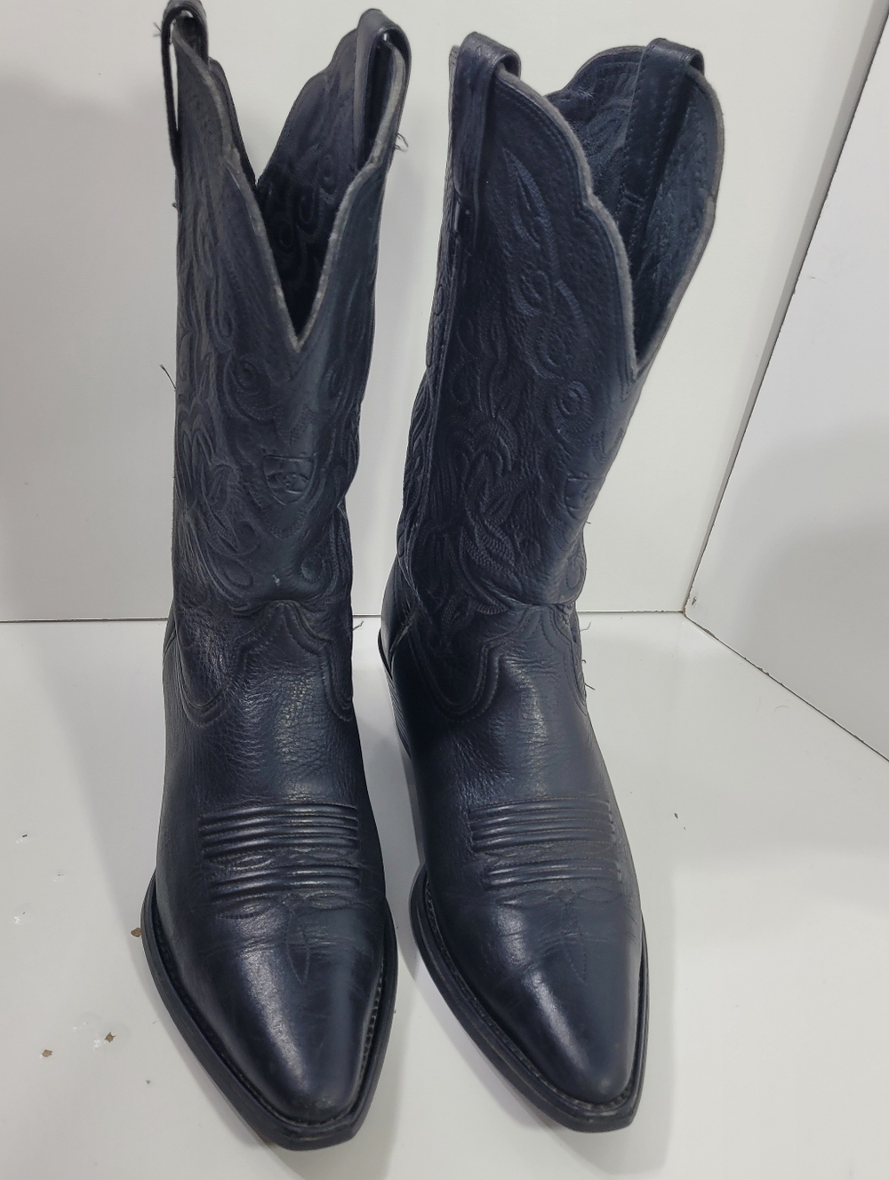 Ariat Women’s Heritage R Toe Black Leather Western Cowboy Boots Size 6 B 15771